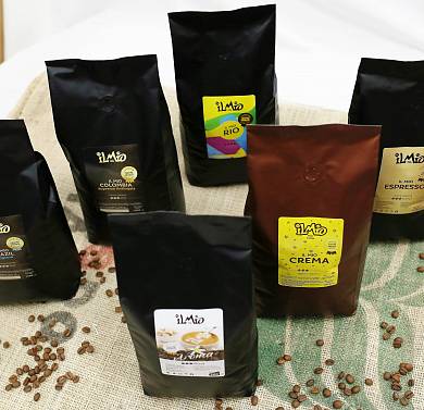 Годовой запас зернового кофе
