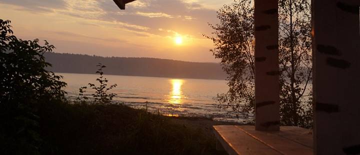 Загородный уик-энд - подарок второй половине или отдых веселой компанией