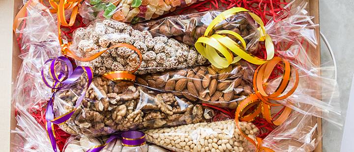 Наборы орехов и сухофруктов - удиви близких вкусным подарком Наборы орехов и сухофруктов - удиви близких вкусным подарком