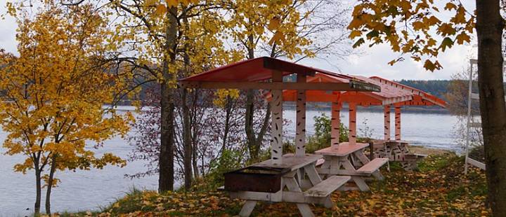 Загородный уик-энд - подарок второй половине или отдых веселой компанией
